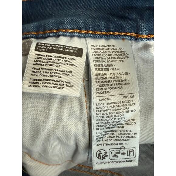 NWT Levi's Medium Wash Blue Denim 505 Regular Fit Jeans Men's Size 36x30 - Picture 6 of 6